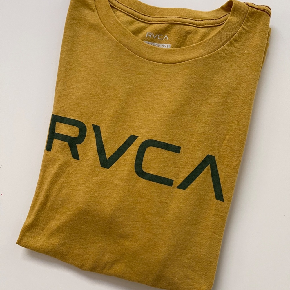 RVCA Mustard NWT Short Sleeve T-Shirt